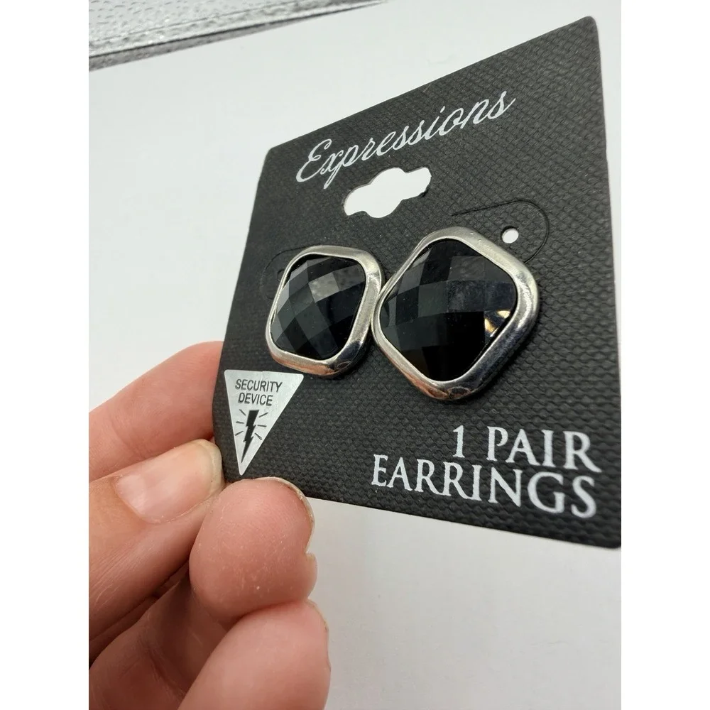 Black Glass Silver Tone Faux Metal Pierced Earrings Vintage NOS Expressions